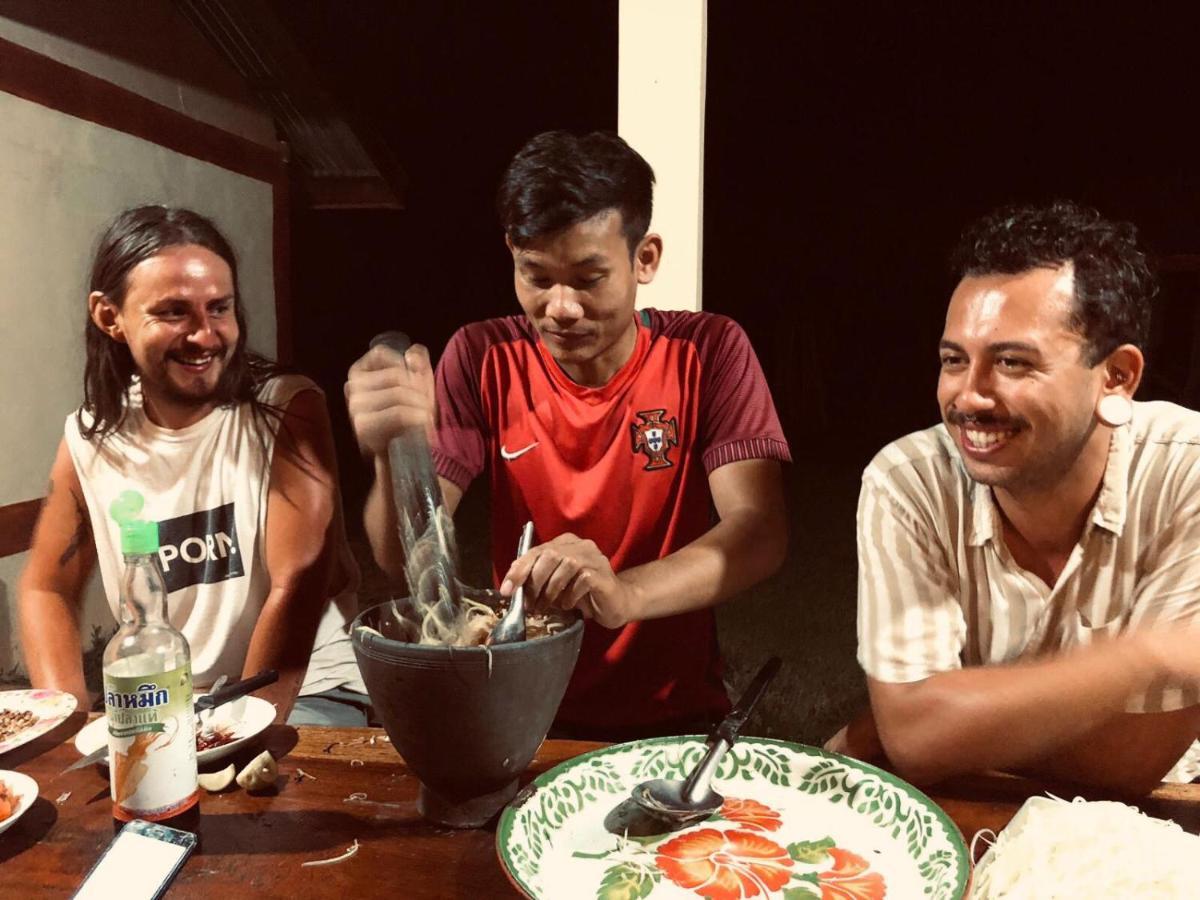 Vera Sunset Homestay Local Experience With Lao Family Muang Khong Exterior photo